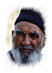 B  Y  K L E R i M i Z < <